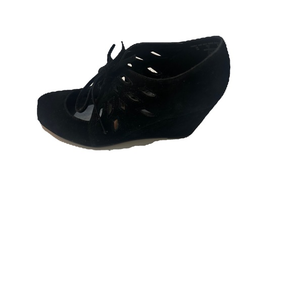 APOSTROPHE PORTIA SUEDE BLACK WEDGE BOOTIE IN SIZE 8m - Picture 2 of 10
